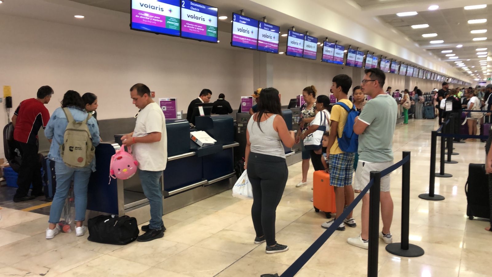 Un ligero porcentaje en las operaciones bajó en el aeropuerto de Cancún