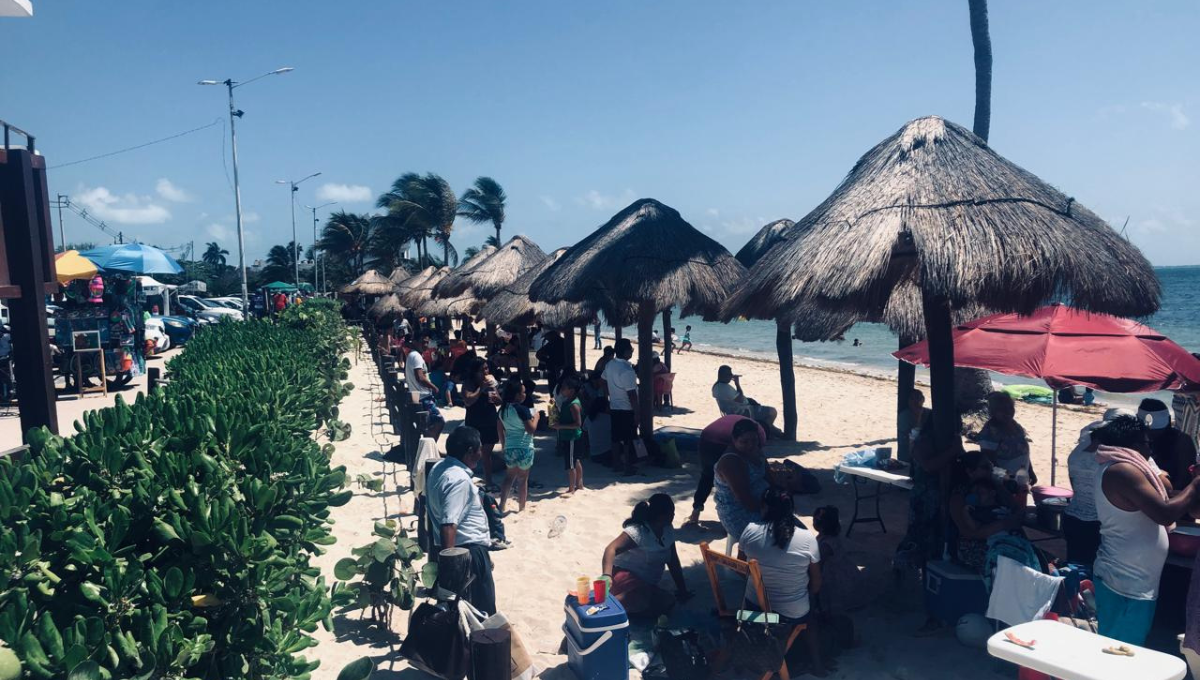 Cancún: Playa del Niño registra gran afluencia este domingo