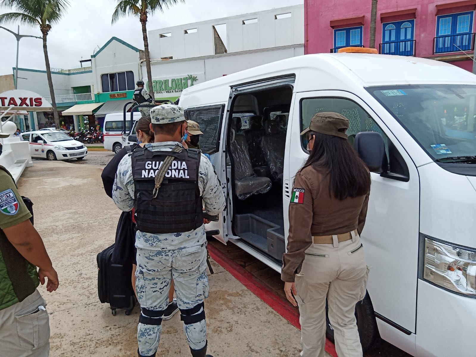 Detienen a 3 mujeres por no presentar documentos de identificación en Cozumel