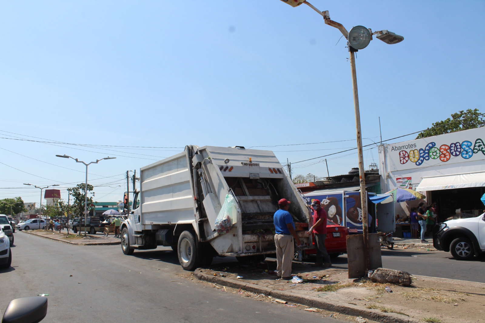 La empresa concesionada para la recoja de basura en Chetumal, retiró del servicio a 10 unidades de recolección