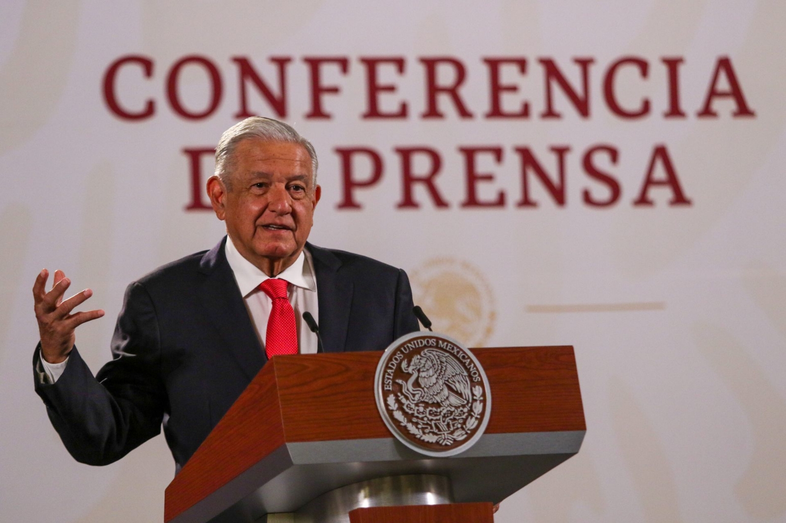 'El planteamiento nuestro es no perseguir a nadie', dice AMLO sobre Peña Nieto