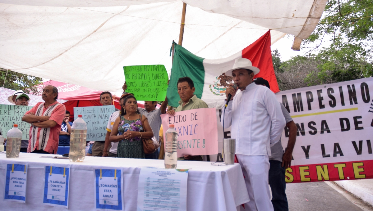 Exhiben contaminación del agua a causa de la granja porcícola en Santa María Chi, Mérida