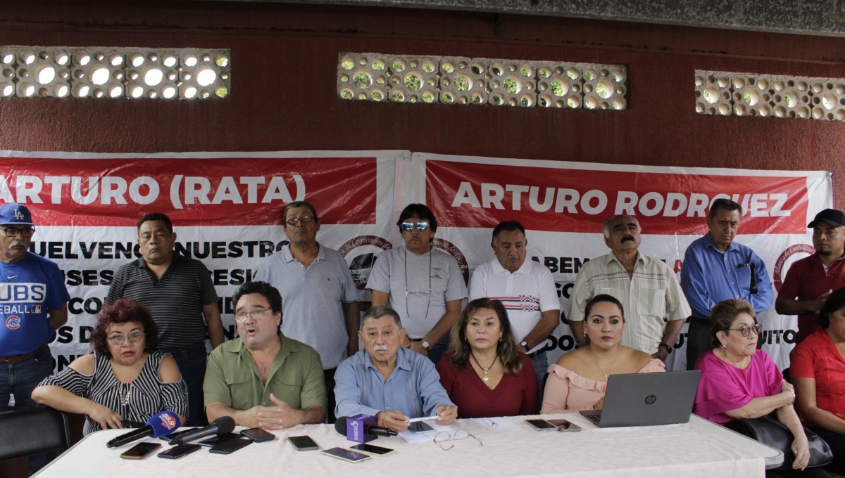 Socios de la Alianza de Camioneros de Yucatán demandarán a su Presidente por desvío de recursos