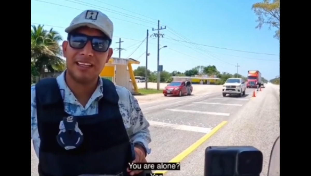 Mujer motociclista comparte su experiencia con los policías en Yucatán: VIDEO