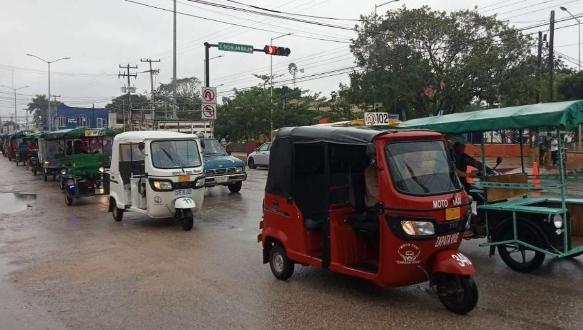 Mototaxistas de José María Morelos reclamaron tarifas justas al Imoveqroo