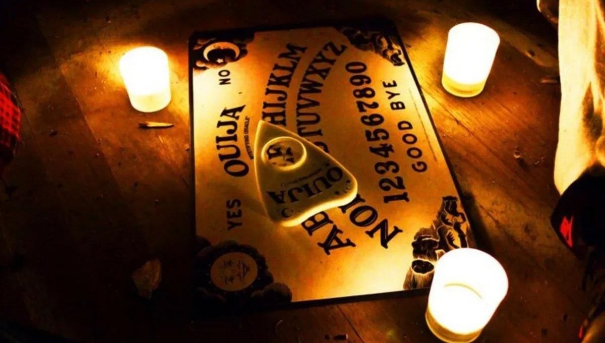 En Puebla al menos 20 estudiantes de una primaria jugaron a la Ouija y se llevaron una sorpresa al ver que algunos de sus compañeros se desvanecieron