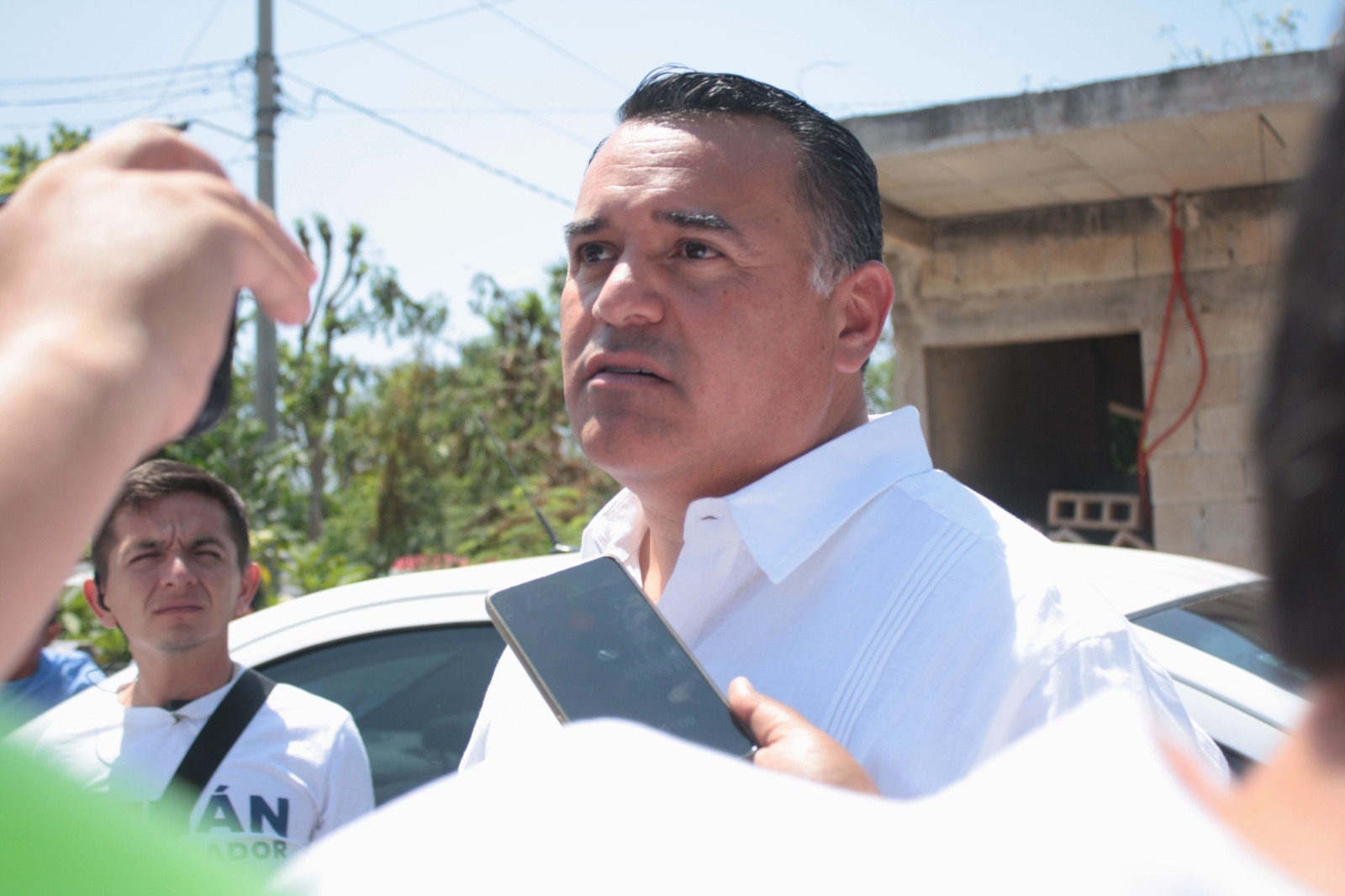 Renán Barrera evade preguntas sobre el presunto soborno a candidatos de Movimiento Ciudadano