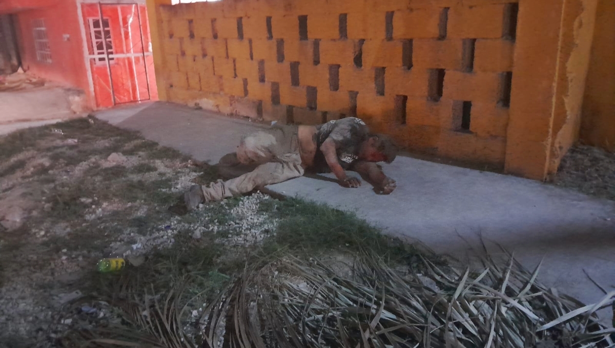 Hombres golpean a indigente en Escárcega, Campeche; al final huyeron