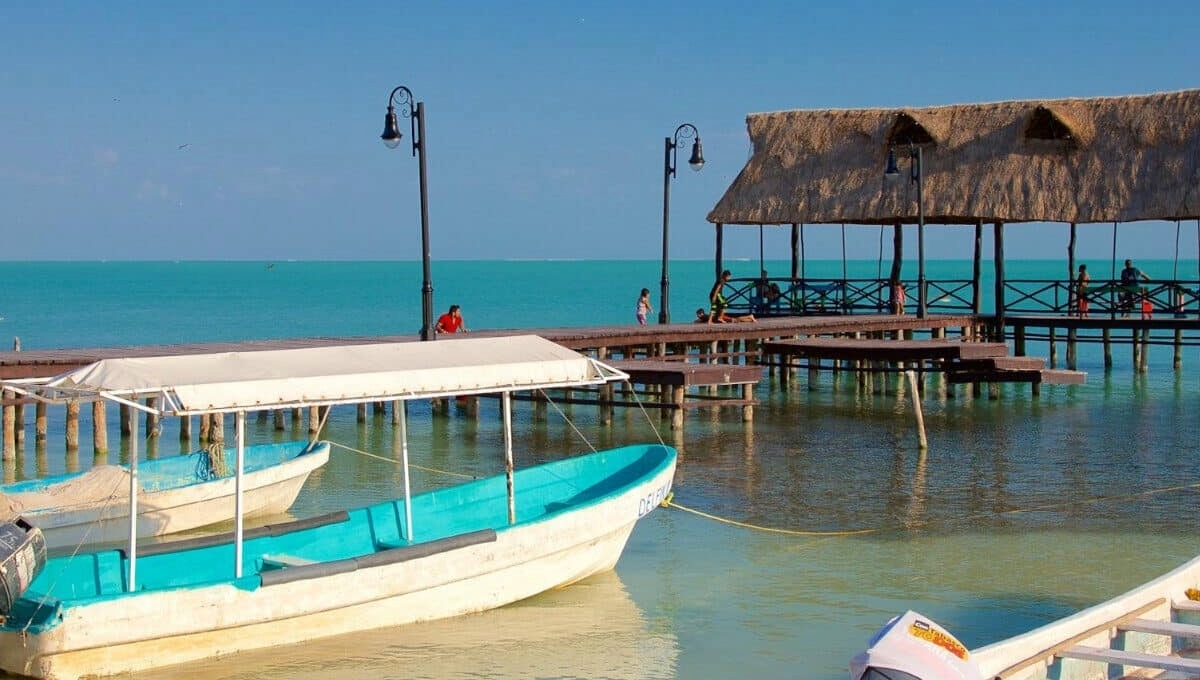 Las playas de Campeche se encuentran abarrotadas por Semana Santa
