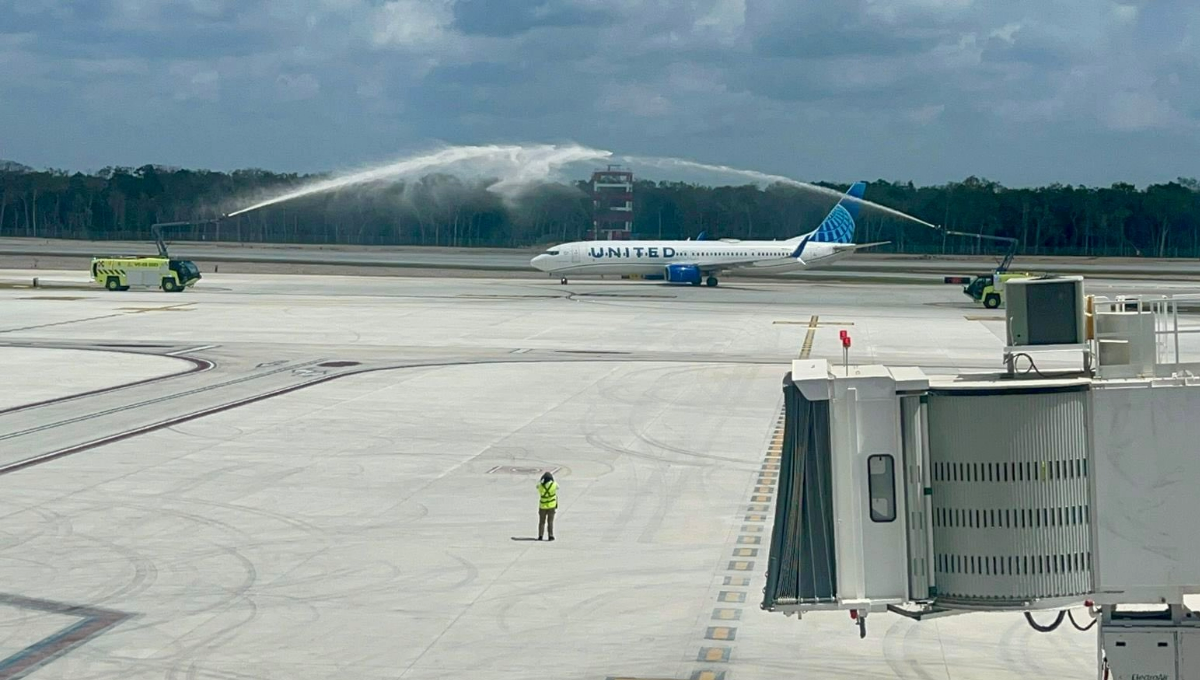 Llega primer vuelo desde Houston al Aeropuerto Internacional de Tulum