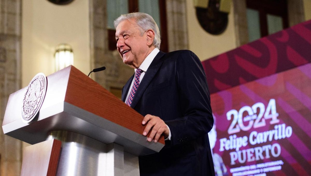 Presidente López Obrador considera que irrupción de normalistas de Ayotzinapa es una clara provocación