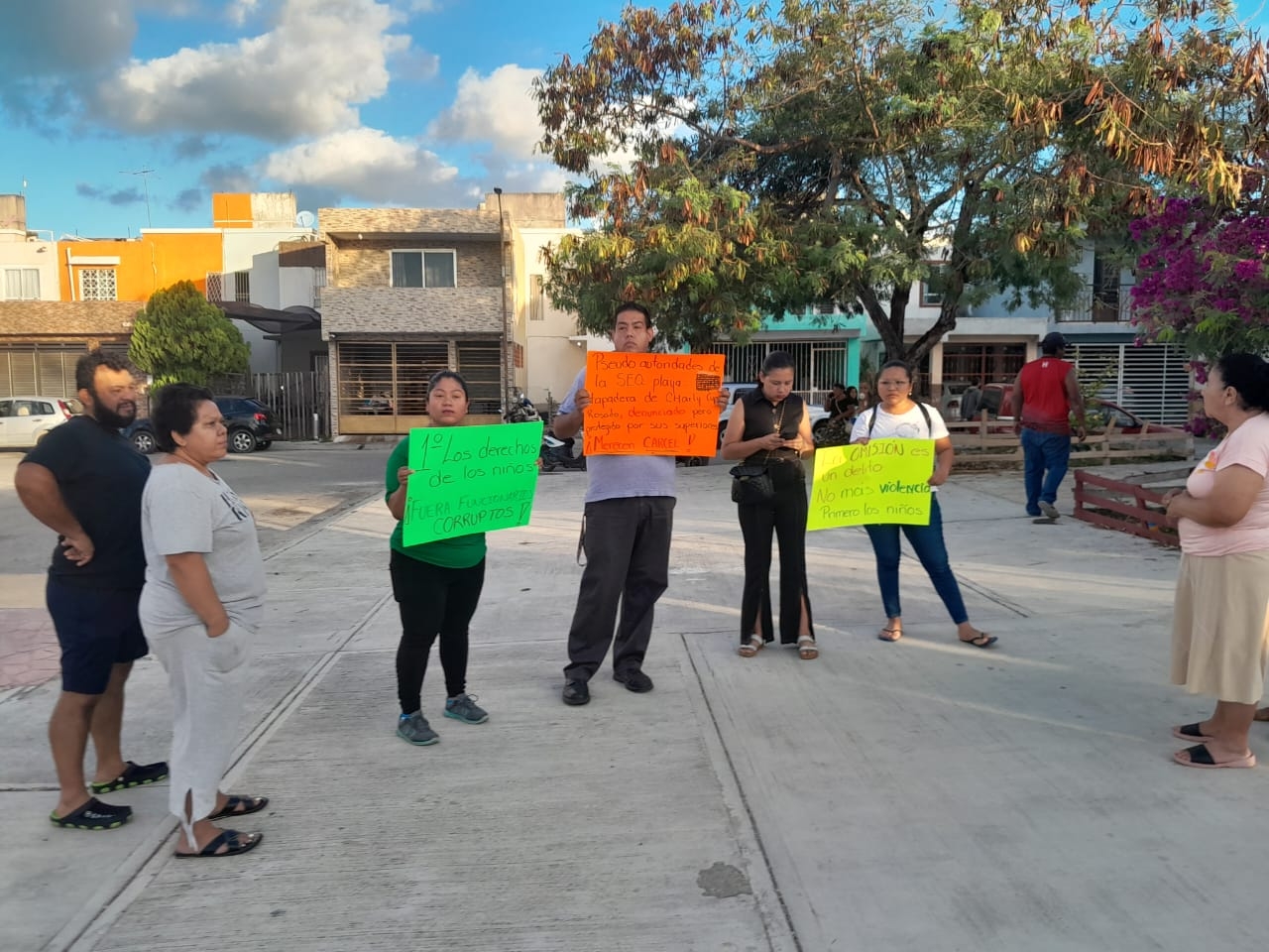 Padres denuncian a un maestro de primaria de Playa del Carmen por dar clases con aliento alcohólico