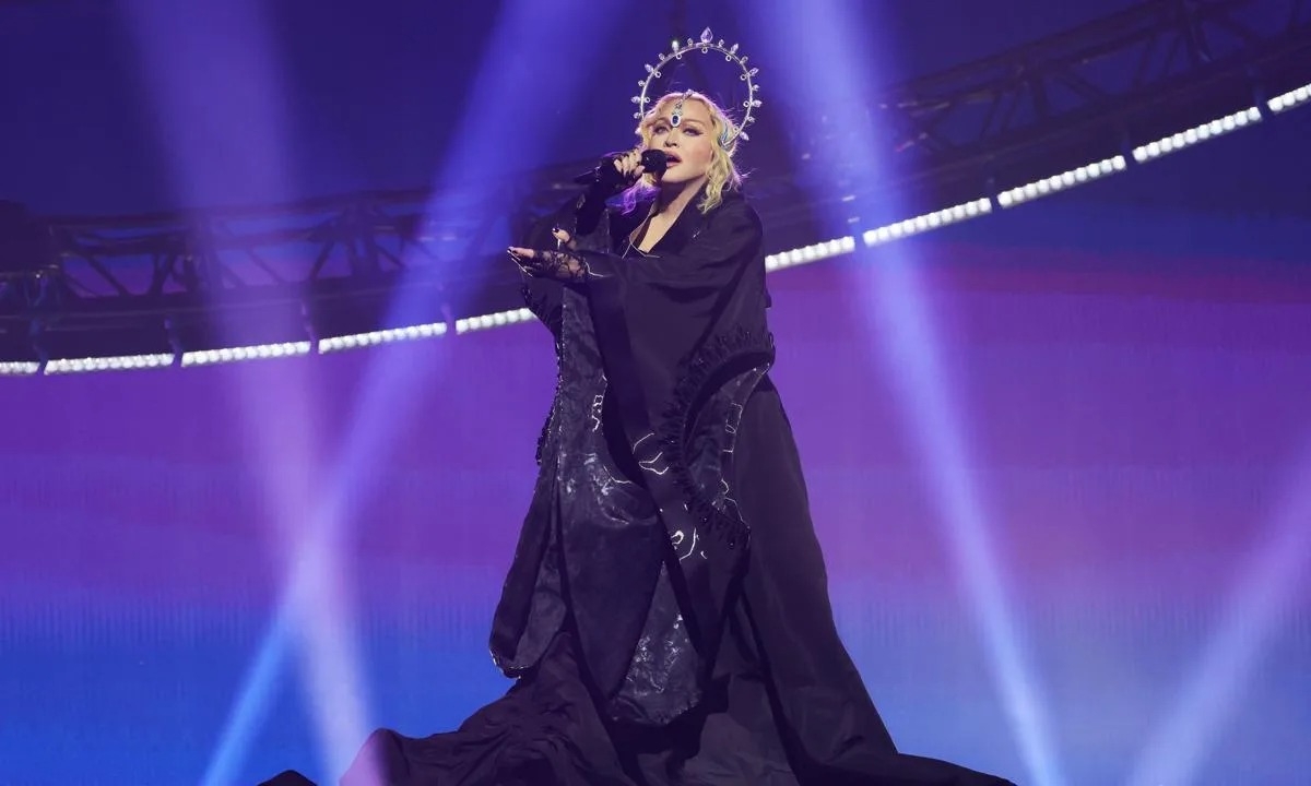 Madonna deslumbra a mexicanos en su primer concierto de cinco en el país