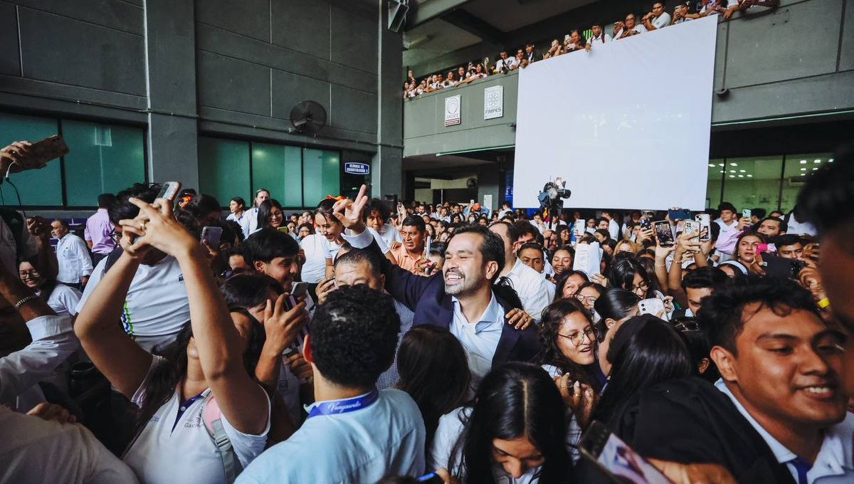 En Acapulco Jorge Álvarez Máynez reitera su apuesta por la educación y la modernización económica