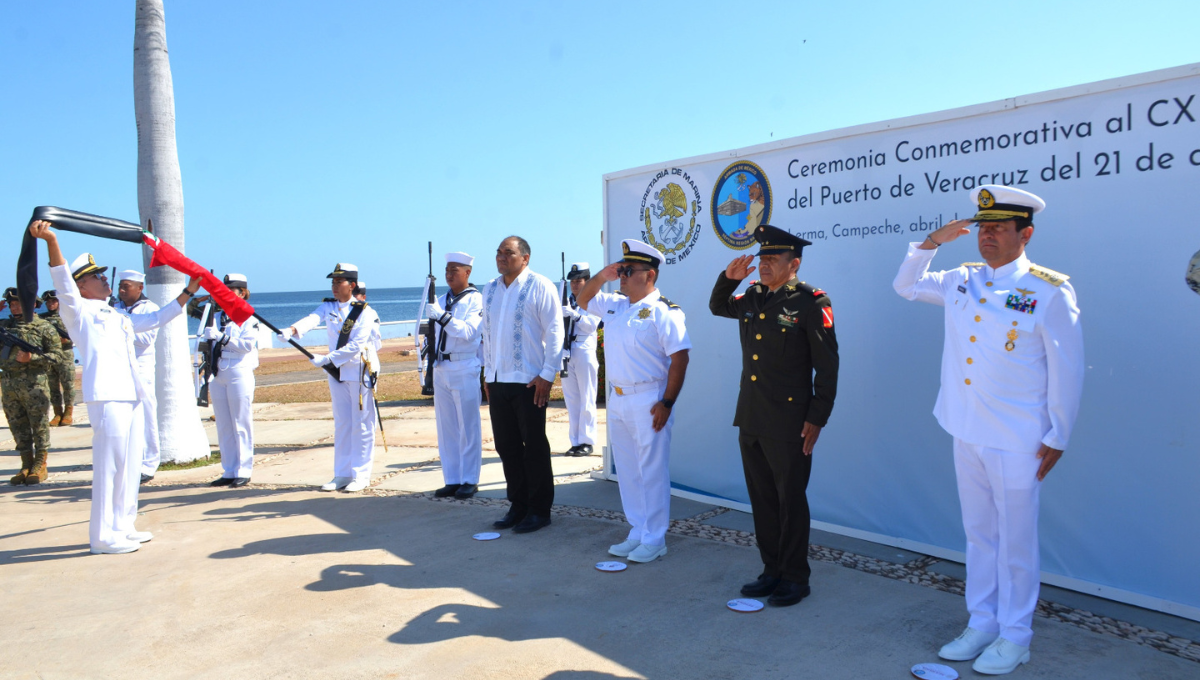 Semar en Campeche conmemora defensa del Puerto de Veracruz