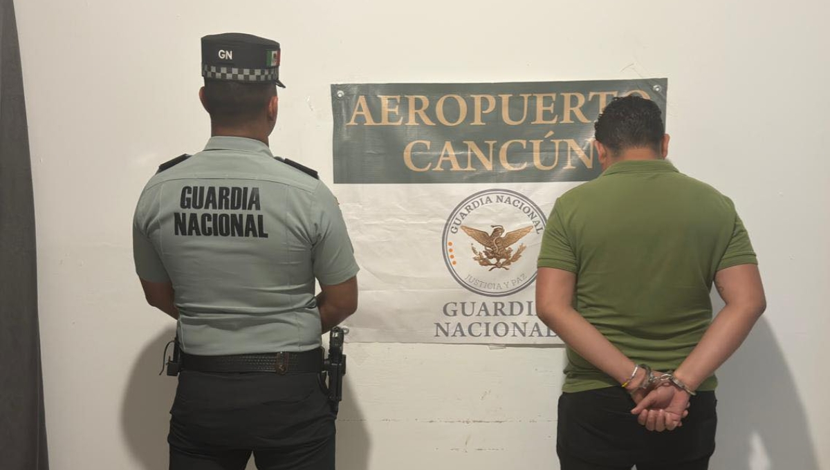 Detienen al taxista de Cancún que le cobró mil dólares a un turista en el aeropuerto