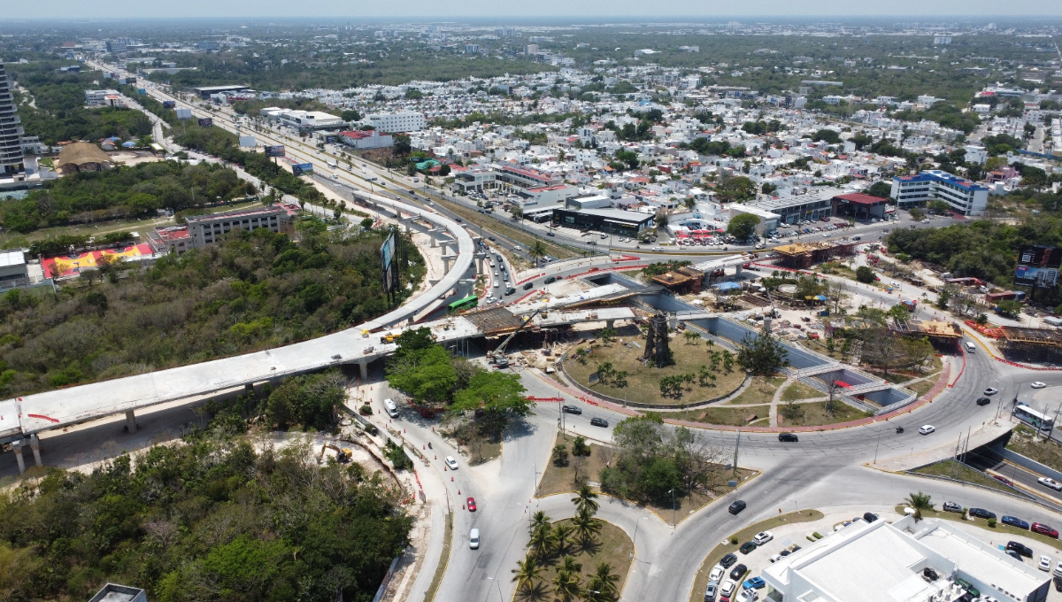Abren circulación debajo del puente Nichupté en Cancún