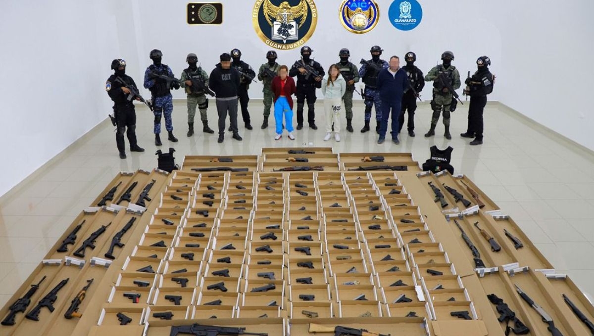 Afianzan más de 140 armas, droga y efectivo tras operativo récord en Guanajuato