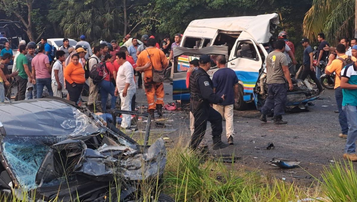 Accidente vial en Tabasco deja 11 personas muertas