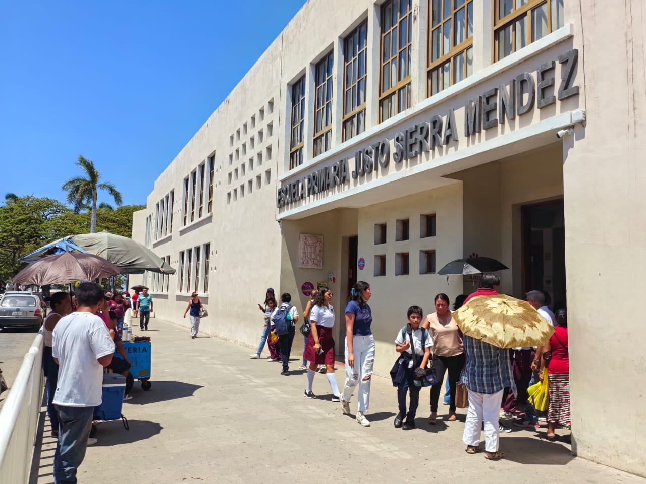 Reducen horario escolar en Campeche por intensa ola de calor