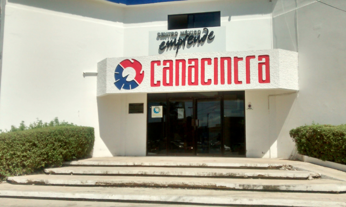 Canacintra Campeche critica a diputados que chapean y barren; "¡deben legislar!", dice
