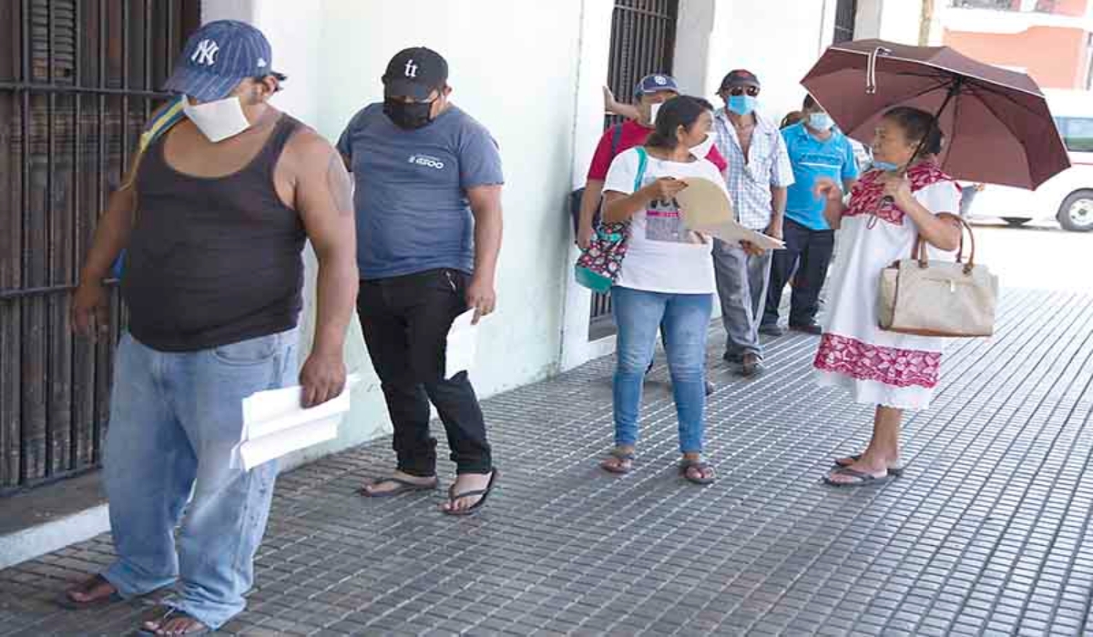 En septiembre hay registradas 362,982 plazas laborales afiliadas IMSS en Yucatán. Foto: Martín Zetina.