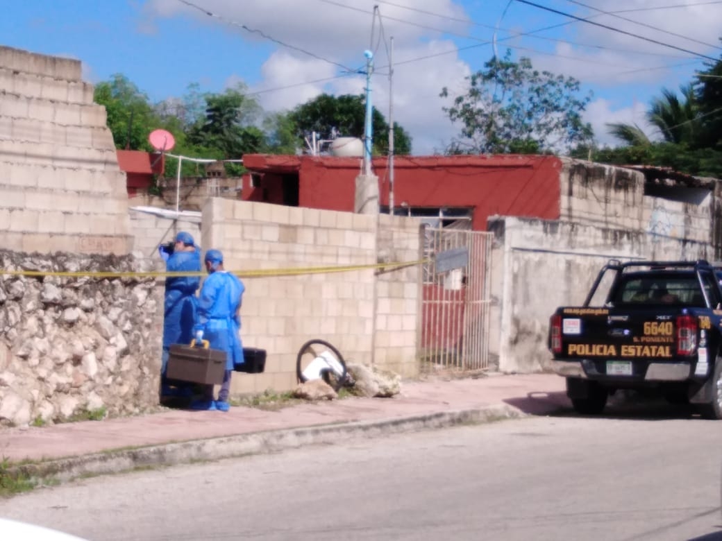 Hombre se ahorca en una vecindad de la colonia el Roble en Mérida