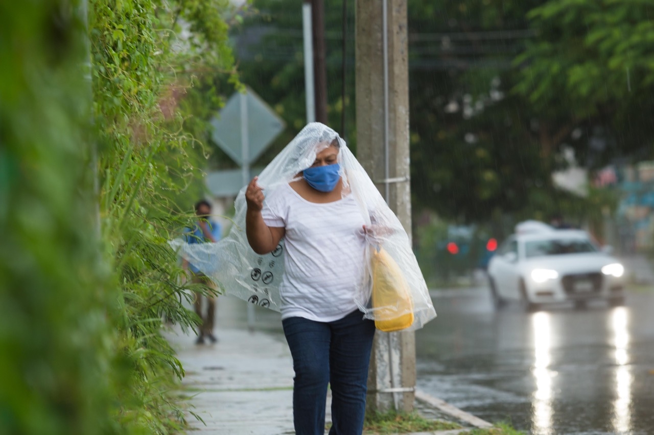 Activan alertas azul y verde en Yucatán por la Depresión Tropical 25