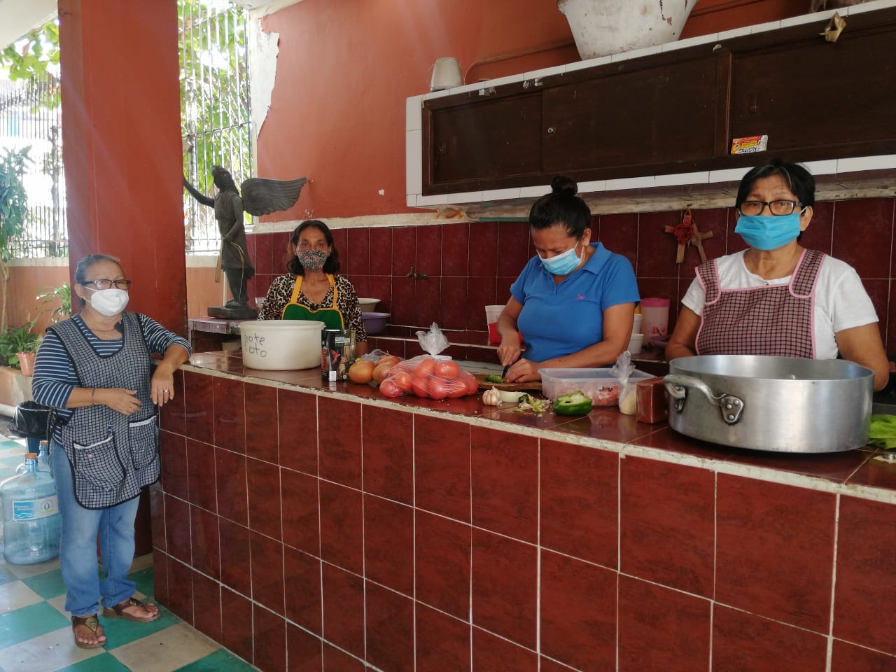 Comedor comunitario en Ciudad del Carmen requiere de donativos