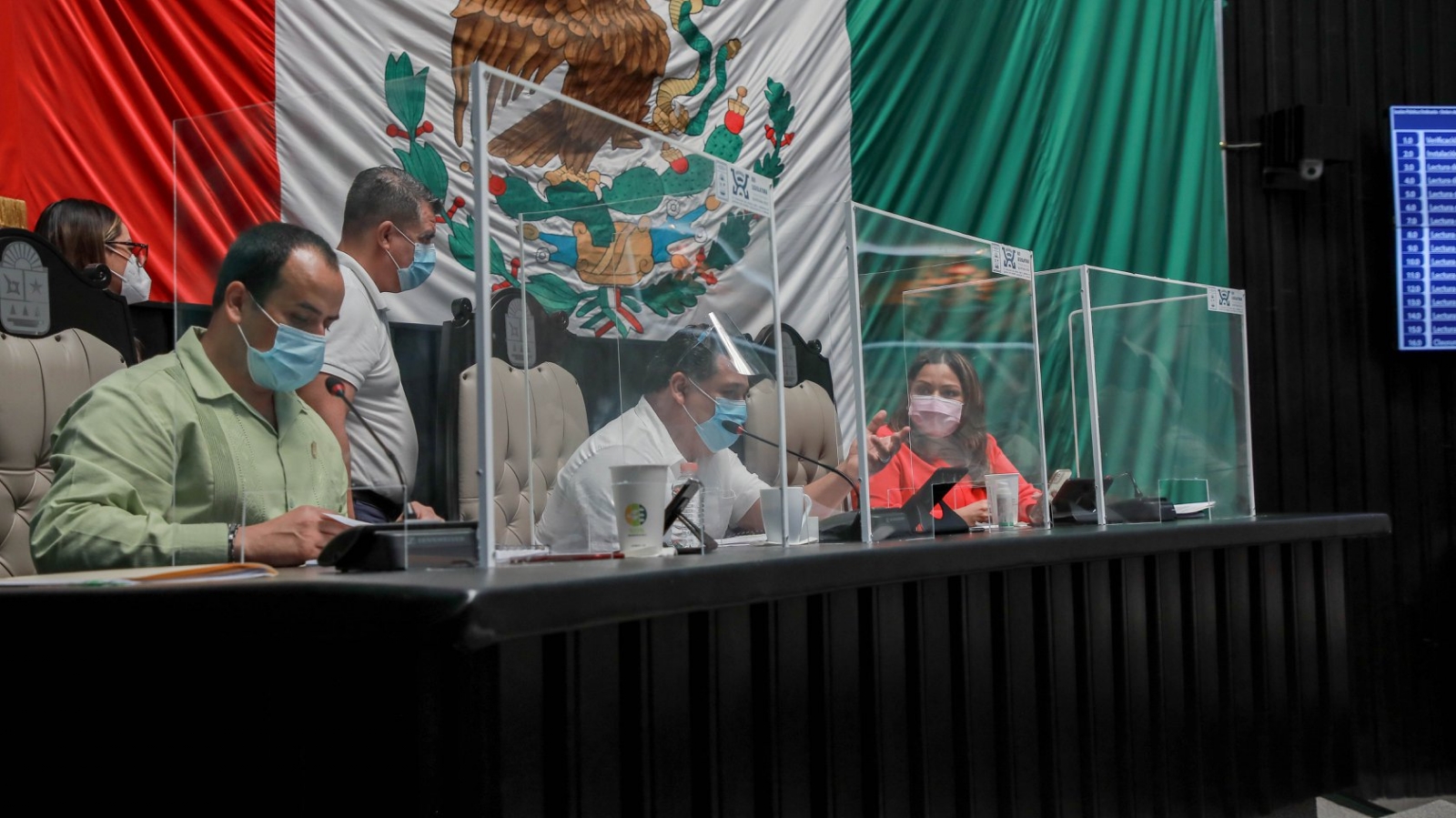 Diputados presentan controversia contra el gobierno de Quintana Roo