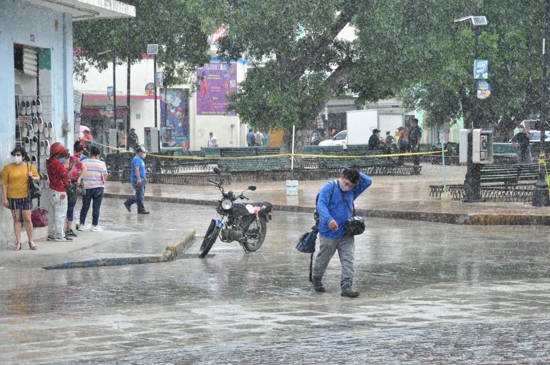 Clima hoy en la Península de Yucatán: calor por la mañana y lluvias por la tarde