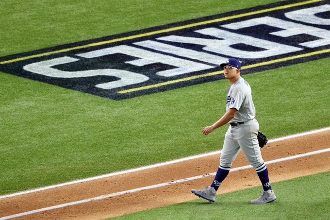 Rays se imponen a Dodgers de Julio Urias en dramático juego