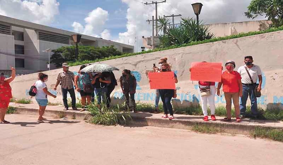 Familiares piden visitar a reclusos en el Cereso de Yucatán