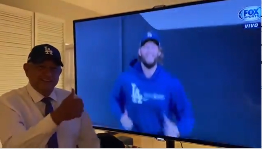 AMLO festeja el triunfo de los Dodgers: VIDEO