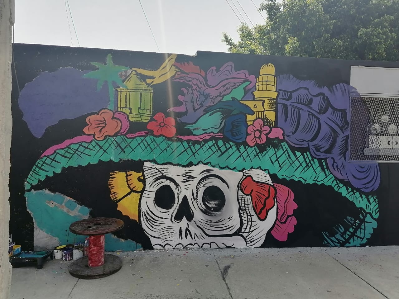 Celebran el Día de Muertos con un mural en Ciudad del Carmen