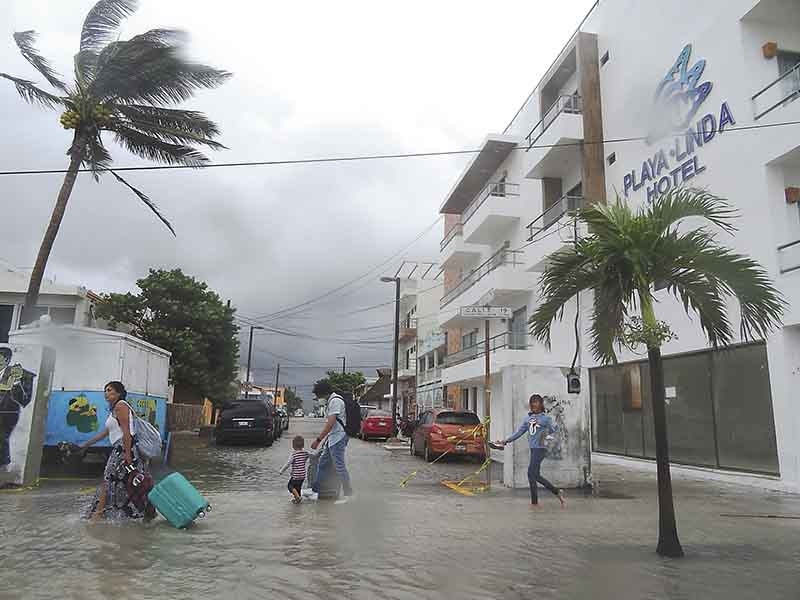 Tormenta Tropical Gamma deja afectaciones en Progreso