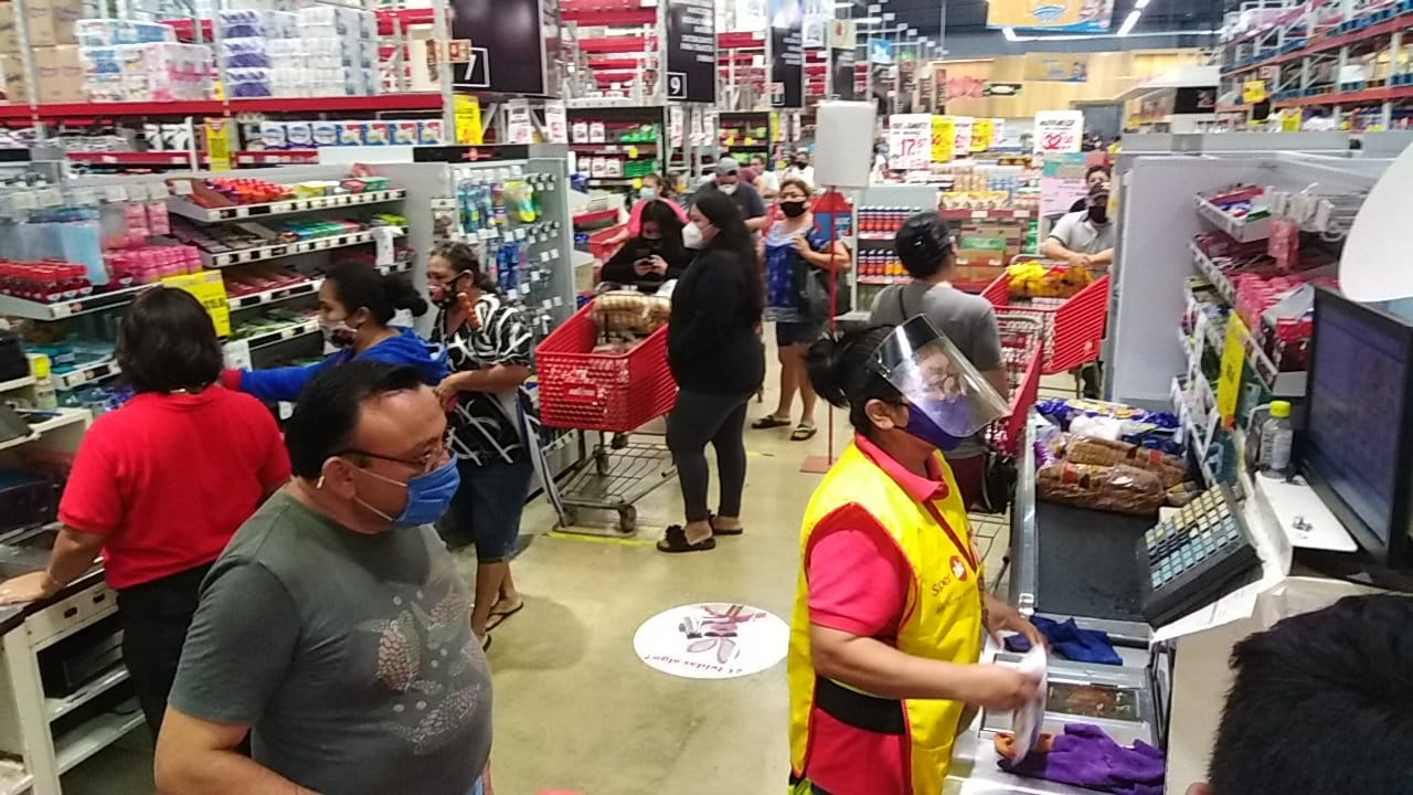 Fotos de las compras de pánico por el Huracán Delta en México