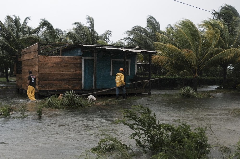 Iota golpearía a Centroamérica como un gran huracán la próxima semana