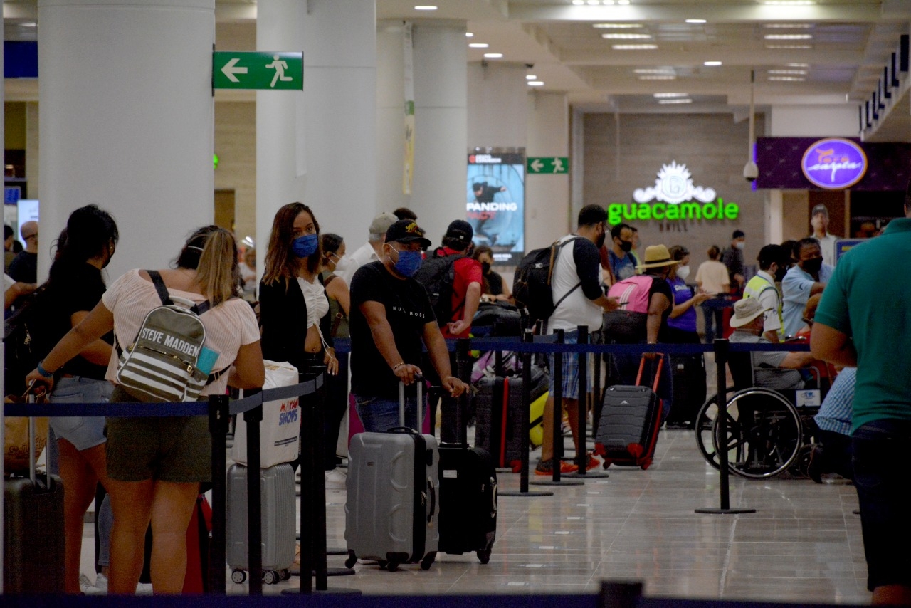 Más de 16 mil usuarios analizan demanda contra Interjet por cancelación de vuelos