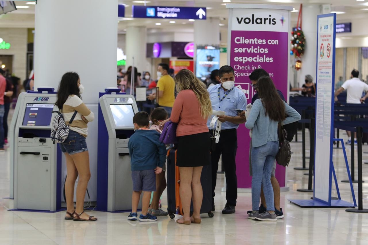 Aeropuerto de Cancún opera con 288 vuelos este miércoles