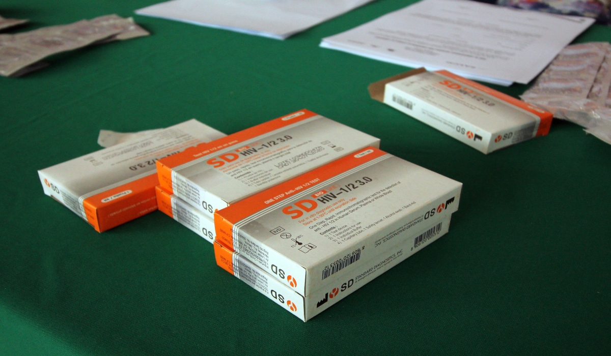 Un paciente portador del virus requiere un presupuesto aproximado de 200 mil pesos al año para costear el tratamiento. Foto: Por Esto!