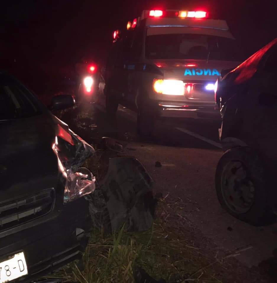 Se registra aparatoso accidente en la carretera Chetumal-Escárcega