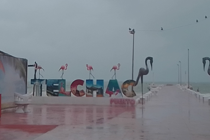 Telchac Puerto se prepara para recibir a la Tormenta Tropical Grace