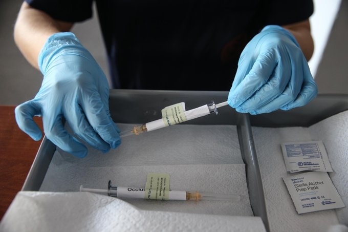 Pfizer y BioNTech celebran éxito de su vacuna contra el covid-19