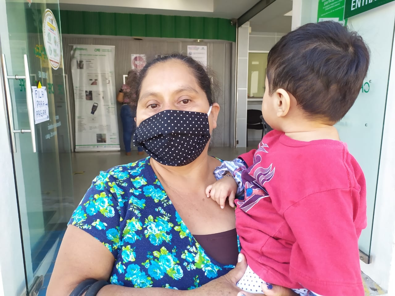 CFE deja sin luz a familia en Ciudad del Carmen