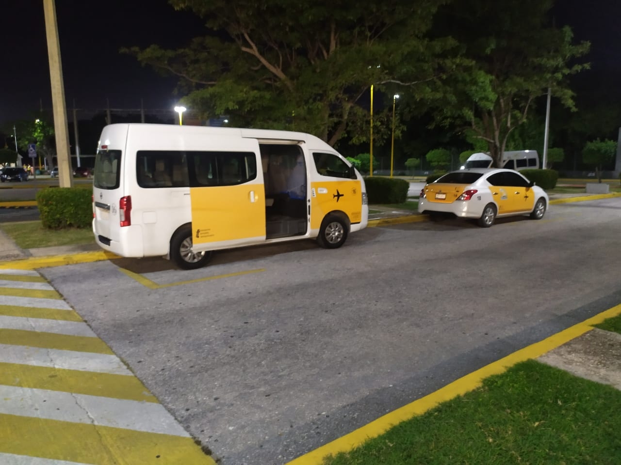Taxistas afectados por empresas de logística en Ciudad del Carmen