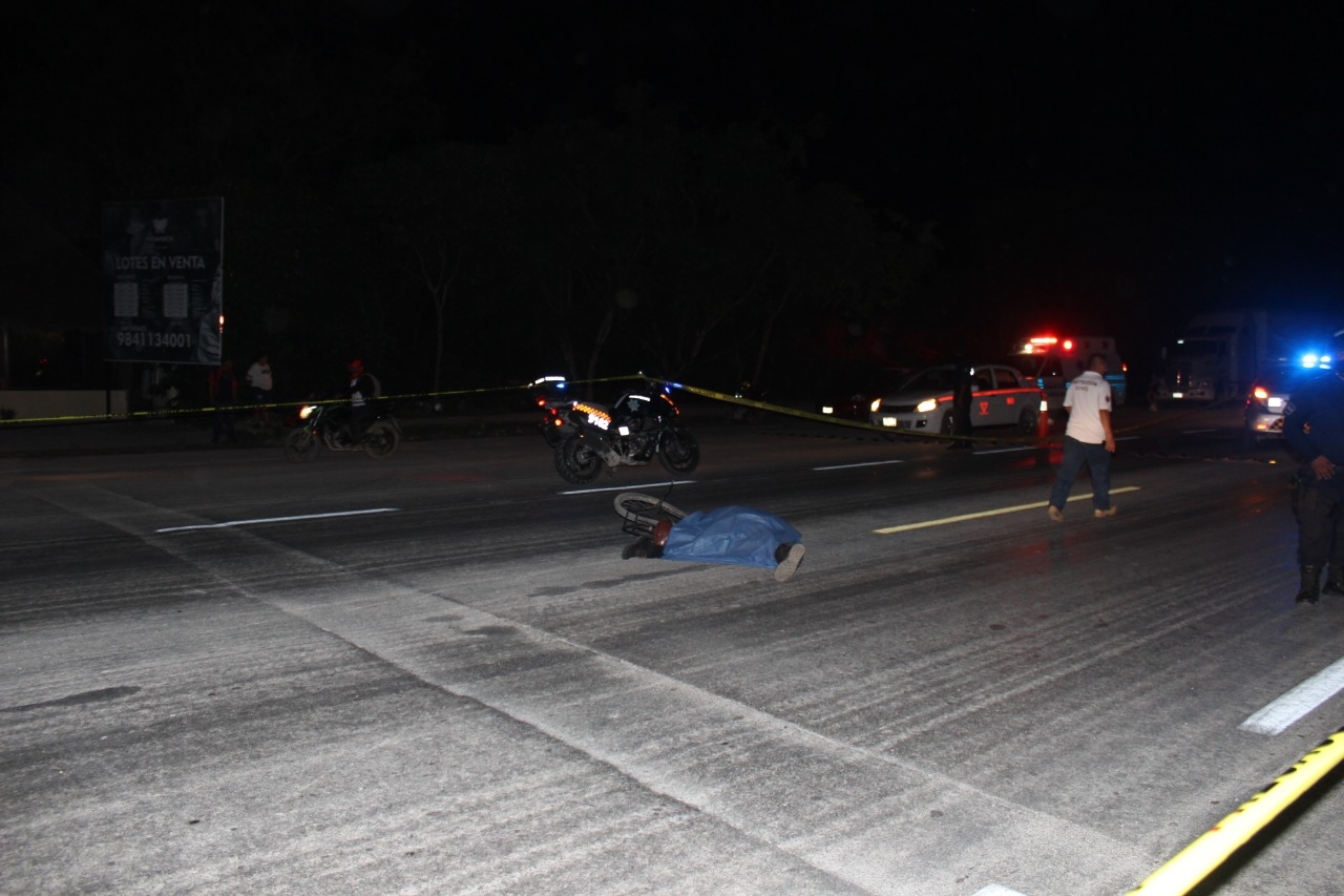 El suceso ocurrió en la carretera que conduce a Felipe Carrillo Puerto, frente a la base de la Policía Estatal