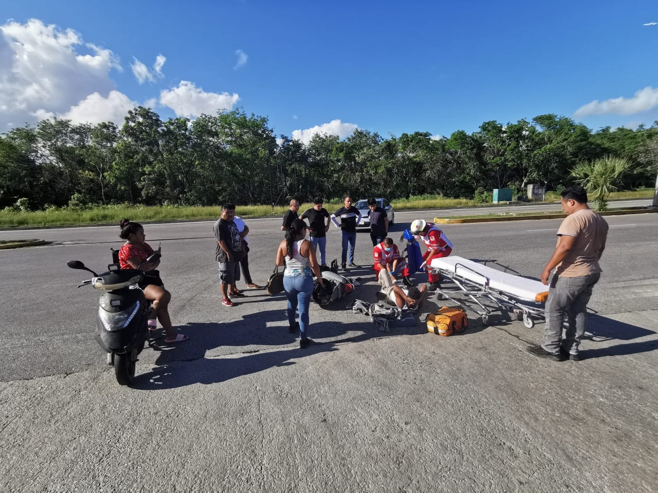 Motociclista resulta herido tras impactarse contra otro conductor en Playa del Carmen