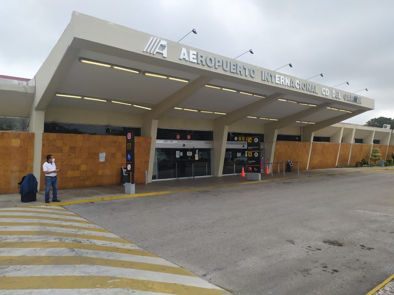 Aeropuerto de Ciudad del Carmen refuerza medidas contra COVID-19
