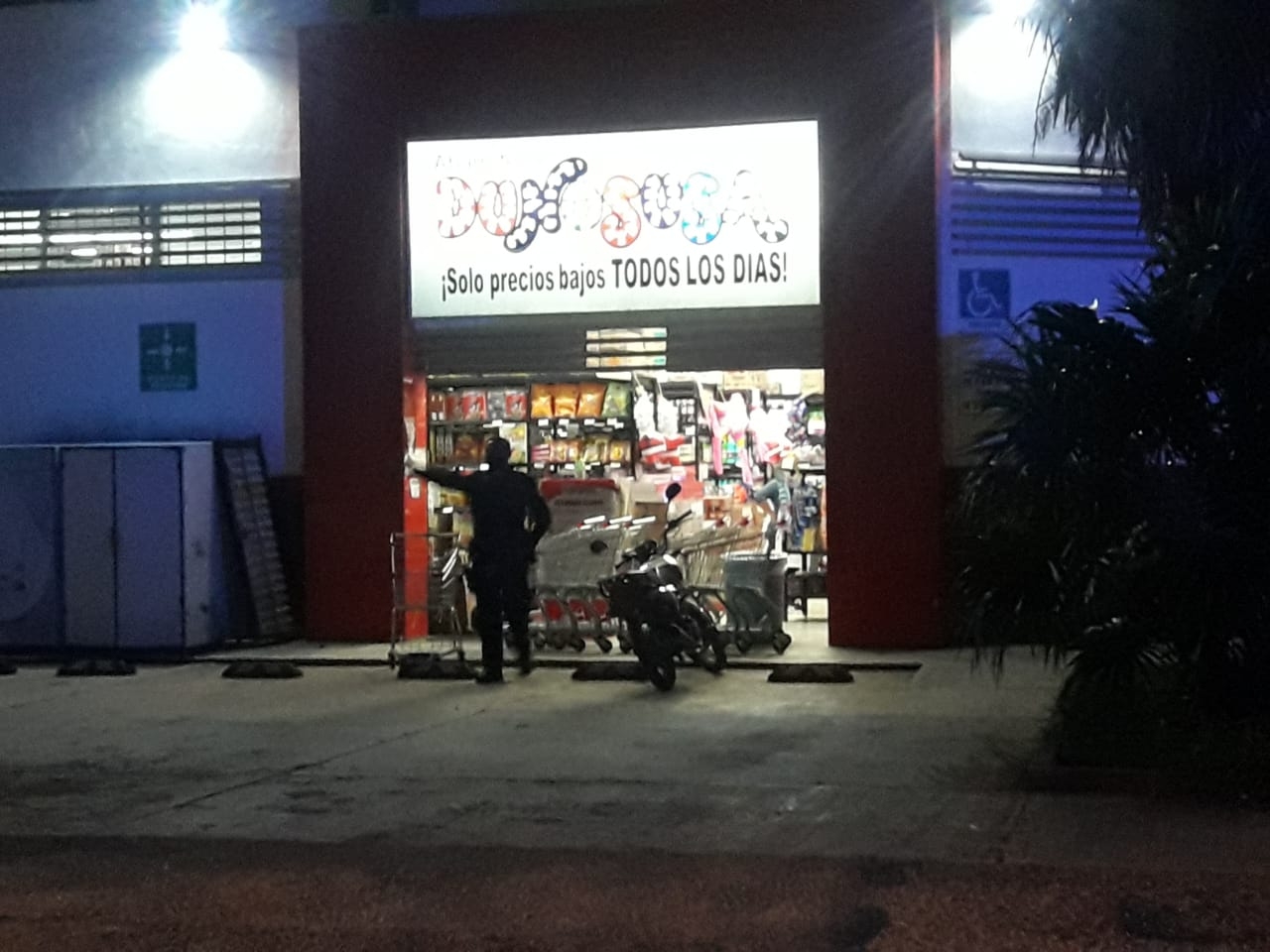 Reportan violento asalto a tienda de Felipe Carrillo Puerto